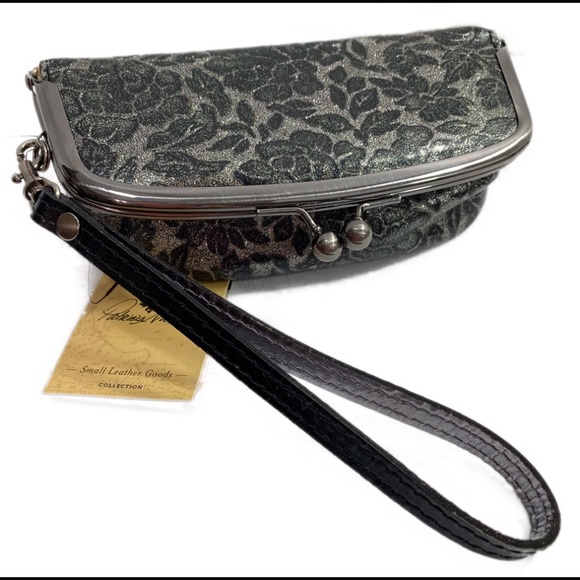 Patricia Nash Handbags - Patricia Nash Trezza Glitter Wristlet Cosmetic Bag